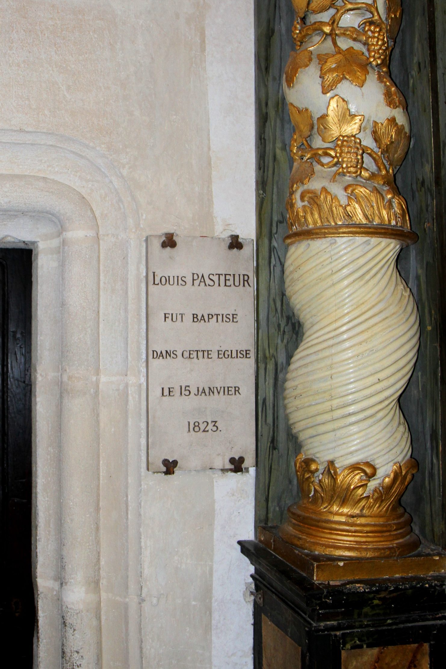Louis%20Pasteur%27s%20baptismal%20font%2C%20Dole%20-%2004.JPG